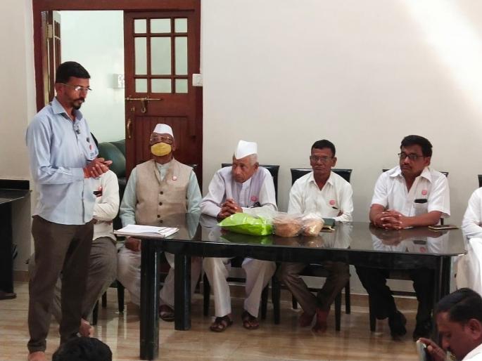 Discussion on various topics in the meeting of Swabhimani Shetkari Sanghatana | स्वाभिमानी शेतकरी संघटनेच्या बैठकीत विविध विषयांवर चर्चा Discussion on various topics in the meeting of Swabhimani Shetkari Sanghatana | स्वाभिमानी शेतकरी संघटनेच्या बैठकीत विविध विषयांवर चर्चा