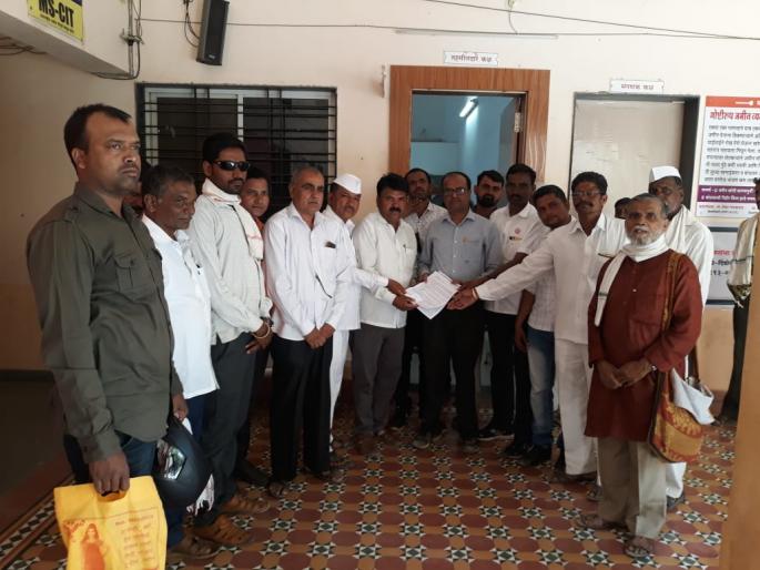 A severe drought in Nandgaon taluka | नांदगाव तालुक्यात भीषण दुष्काळ A severe drought in Nandgaon taluka | नांदगाव तालुक्यात भीषण दुष्काळ