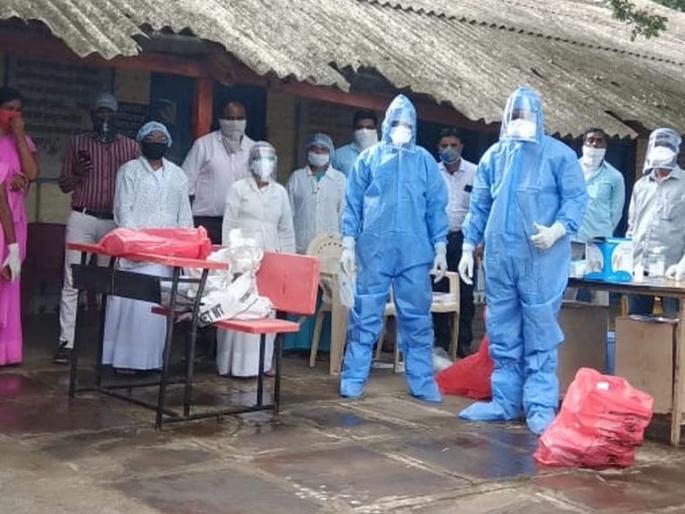 Special operation in Shahada taluka to break the link of corona | कोरोनाची संपर्क साखळी तोडण्यासाठी शहादा तालुक्यात विशेष मोहिम Special operation in Shahada taluka to break the link of corona | कोरोनाची संपर्क साखळी तोडण्यासाठी शहादा तालुक्यात विशेष मोहिम
