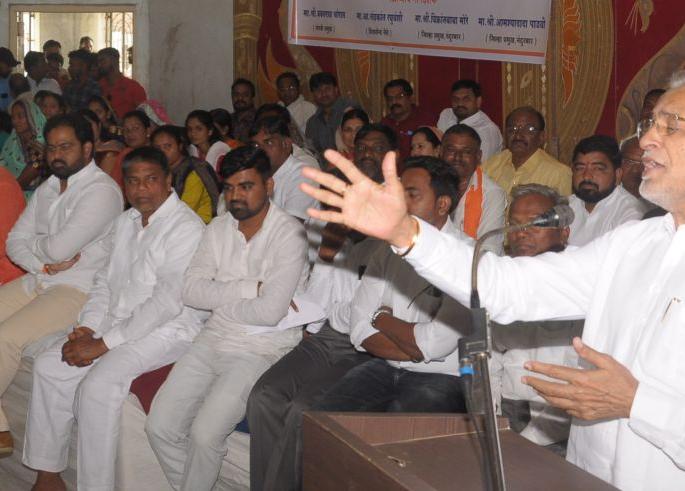 Shiv Sena should not be considered weak | शिवसेनेला कुणी कमजोर समजू नये