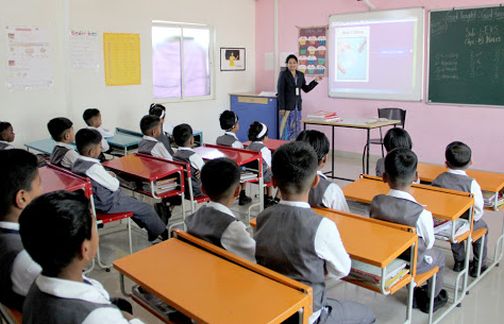 There is no clarity about starting school | शाळा सुरू करण्याबाबत स्पष्टता नाही There is no clarity about starting school | शाळा सुरू करण्याबाबत स्पष्टता नाही