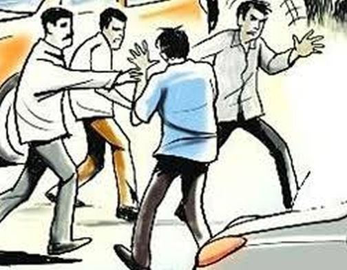 Beating through a minor dispute | किरकोळ वादातून मारहाण Beating through a minor dispute | किरकोळ वादातून मारहाण