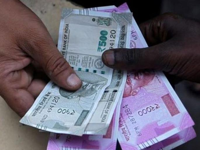 Rs 1.5 lakh assistance to flood victims from ST | एसटीकडून पूरग्रस्तांना दीड लाख रुपयांचे सहाय्य