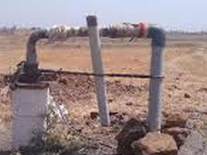 Waiting for power connection to the three colonial project coupons | तीन वसाहतीतील प्रकल्पबाधितांच्या कूपनलिकांना वीज जोडणीची प्रतिक्षा Waiting for power connection to the three colonial project coupons | तीन वसाहतीतील प्रकल्पबाधितांच्या कूपनलिकांना वीज जोडणीची प्रतिक्षा