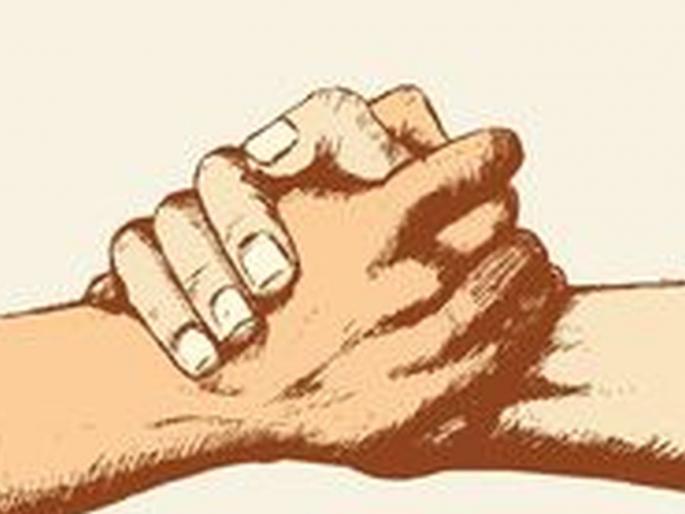 Chanting the unique bond of friendship, taking responsibility for one and a half lakhs stolen .. | चोरीला गेलेल्या दीड लाखांची जबाबदारी घेत जपला मैत्रीचा अनोखा बंध.. Chanting the unique bond of friendship, taking responsibility for one and a half lakhs stolen .. | चोरीला गेलेल्या दीड लाखांची जबाबदारी घेत जपला मैत्रीचा अनोखा बंध..