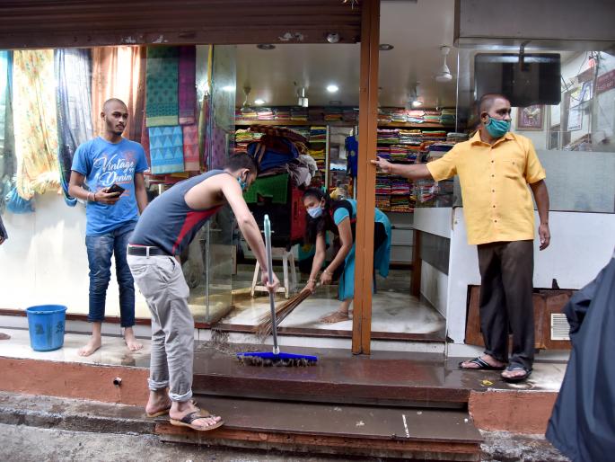 Heavy rain for an hour | तासभर जोरदार पाऊस Heavy rain for an hour | तासभर जोरदार पाऊस