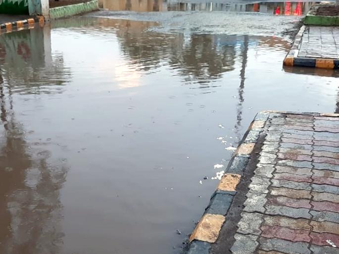 Parbhani: Heavy rainfall in Gangakhed | परभणी : गंगाखेडमध्ये जोरदार पाऊस