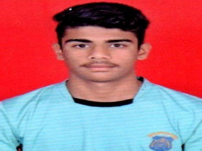 Maharashtra's domination against Baroda | बडोद्याविरुद्ध महाराष्ट्राचे वर्चस्व Maharashtra's domination against Baroda | बडोद्याविरुद्ध महाराष्ट्राचे वर्चस्व