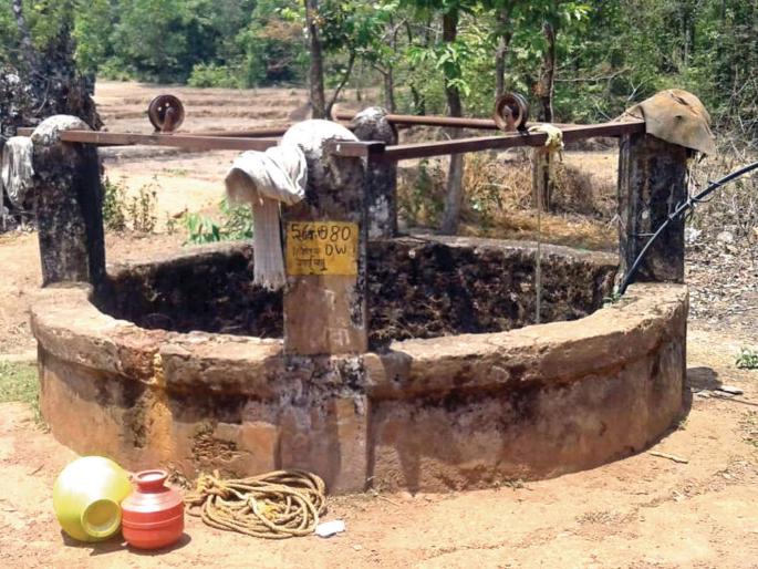 The girl in the Chakkahah case is still serious | चाकूहल्ला प्रकरणातील युवती अद्यापही गंभीरच The girl in the Chakkahah case is still serious | चाकूहल्ला प्रकरणातील युवती अद्यापही गंभीरच