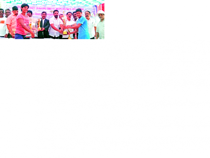 Domination of Mumbai, Nashik, Kolhapur, Nagpur | मुंबई, नाशिक, कोल्हापूर, नागपूरचे वर्चस्व