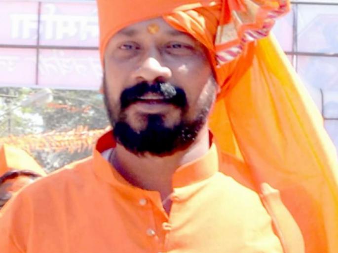 Shiv Sena chief shot dead in Kopargaon | कोपरगावात शिवसेना उपतालुकाप्रमुखाची गोळ्या झाडून हत्या Shiv Sena chief shot dead in Kopargaon | कोपरगावात शिवसेना उपतालुकाप्रमुखाची गोळ्या झाडून हत्या