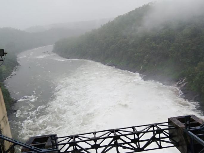 Increase in water storage in dams; So far, News Network has received 73.13 percent of the average rainfall in Thane district | धरणातील पाणी साठ्यात झपाट्याने वाढ; आतापर्यंत न्यूज नेटवर्क ठाणे जिल्ह्यात सरासरीच्या ७३.१३ टक्के पाऊस