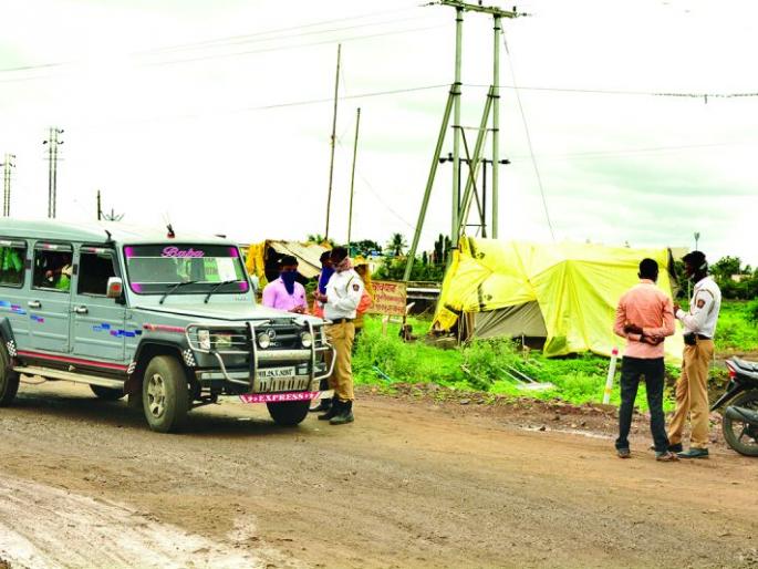 Mutual recovery of Traffick police; Officers ignorant | वाहतूक शाखेच्या कर्मचाऱ्यांची परस्पर वसुली; अधिकारी अनभिज्ञ Mutual recovery of Traffick police; Officers ignorant | वाहतूक शाखेच्या कर्मचाऱ्यांची परस्पर वसुली; अधिकारी अनभिज्ञ