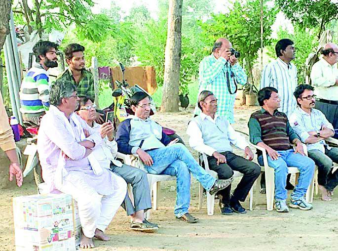 Discussion on the creation of plays | नाटकांच्या नवनिर्मितीवर चर्चा Discussion on the creation of plays | नाटकांच्या नवनिर्मितीवर चर्चा
