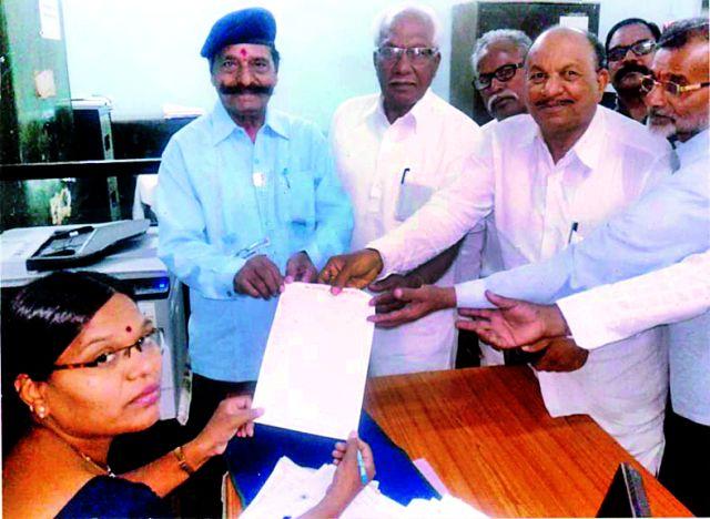 Make the district declare drought | जिल्हा दुष्काळग्रस्त जाहीर करा