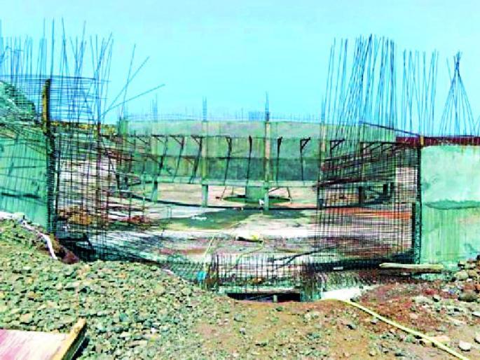 The plan is 277 crores, the contractor gets 110 crores | योजना २७७ कोटींची, कंत्राटदाराला ११० कोटी The plan is 277 crores, the contractor gets 110 crores | योजना २७७ कोटींची, कंत्राटदाराला ११० कोटी