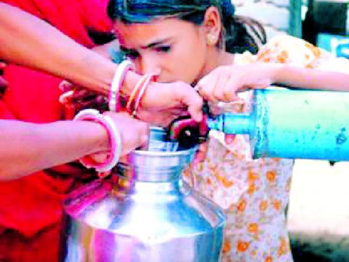Severe water shortage in 23 villages of Arni taluka | आर्णी तालुक्यातील २३ गावांत तीव्र पाणीटंचाई