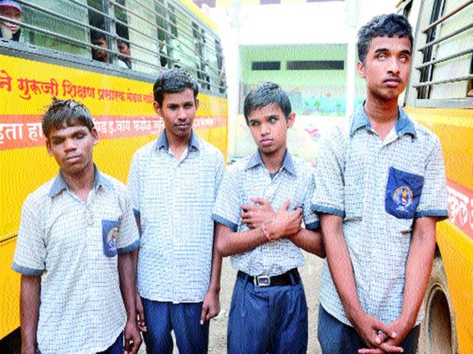 Student assault on government school; Net Notice to 'That' Employee | शासकीय अंधशाळेत विद्यार्थ्यांना मारहाण ; ‘त्या’ कर्मचाऱ्यास निव्वळ नोटीस Student assault on government school; Net Notice to 'That' Employee | शासकीय अंधशाळेत विद्यार्थ्यांना मारहाण ; ‘त्या’ कर्मचाऱ्यास निव्वळ नोटीस