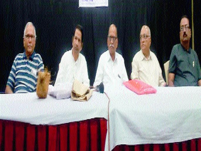 Engineer's Association celebrates Engineer's Day | अभियंता संघटनेतर्फे अभियंता दिन साजरा Engineer's Association celebrates Engineer's Day | अभियंता संघटनेतर्फे अभियंता दिन साजरा