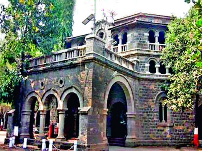 Challenge of revaluation before administration after declaration of assistance | मदतीच्या घोषणेनंतर प्रशासनासमोर फेरमूल्यांकनाचे आव्हान Challenge of revaluation before administration after declaration of assistance | मदतीच्या घोषणेनंतर प्रशासनासमोर फेरमूल्यांकनाचे आव्हान