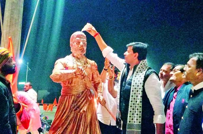 Ranakandan from the statue of Lord Shiva | शिवरायांच्या पुतळ्यावरून रणकंदन Ranakandan from the statue of Lord Shiva | शिवरायांच्या पुतळ्यावरून रणकंदन