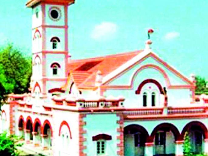 The question of the quality of the work of 11 girls | 11 काेटींच्या कामांच्या गुणवत्तेचा प्रश्न The question of the quality of the work of 11 girls | 11 काेटींच्या कामांच्या गुणवत्तेचा प्रश्न