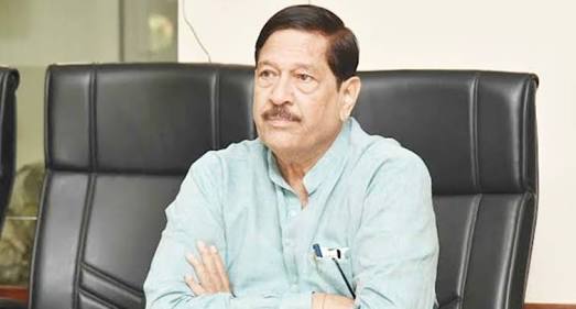 One side decision vision of Ajit pawar is very wrong : Girish Bapat | अजित पवारांनी पुण्याच्या बाबतीत 'हम करे सो कायदा' या धोरणाने निर्णय घेऊ नये : गिरीश बापट One side decision vision of Ajit pawar is very wrong : Girish Bapat | अजित पवारांनी पुण्याच्या बाबतीत 'हम करे सो कायदा' या धोरणाने निर्णय घेऊ नये : गिरीश बापट