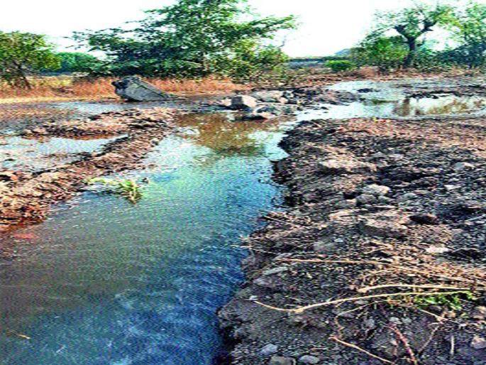  Due to the pipeline filling, stop water supply | पाइपलाइन फुटल्याने पाणीपुरवठा बंद