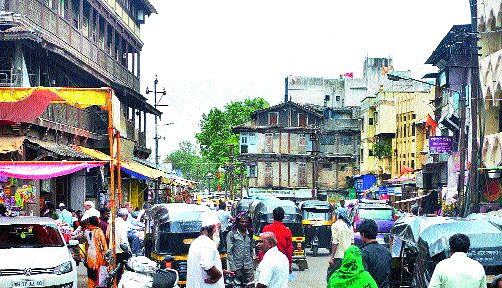 Facilitate redevelopment route | पुनर्विकासाचा मार्ग सुकर Facilitate redevelopment route | पुनर्विकासाचा मार्ग सुकर