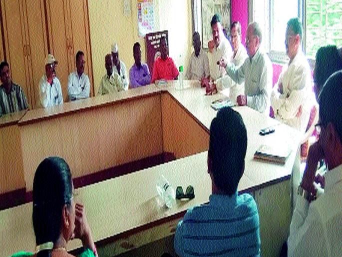 Discussion on various issues during the meeting of Power Employees Credit Society | वीज कर्मचारी पतसंस्थेच्या बैठकीत विविध विषयांवर चर्चा Discussion on various issues during the meeting of Power Employees Credit Society | वीज कर्मचारी पतसंस्थेच्या बैठकीत विविध विषयांवर चर्चा