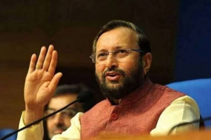 This is not the time for alligations on each other, we will definitely give a different answer to politics: Prakash Javadekar | केंद्र सरकार राज्याच्या मदतीला, सगळीकडून रसद : प्रकाश जावडेकर This is not the time for alligations on each other, we will definitely give a different answer to politics: Prakash Javadekar | केंद्र सरकार राज्याच्या मदतीला, सगळीकडून रसद : प्रकाश जावडेकर
