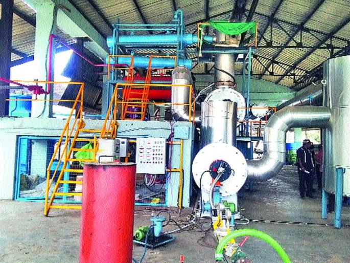 Dust-clutter machinery are operational: Fertilizer is implemented with full capacity | धूळ खात पडून असलेल्या मशीनरी सुरू : खतप्रकल्प पूर्ण क्षमतेने कार्यान्वित Dust-clutter machinery are operational: Fertilizer is implemented with full capacity | धूळ खात पडून असलेल्या मशीनरी सुरू : खतप्रकल्प पूर्ण क्षमतेने कार्यान्वित