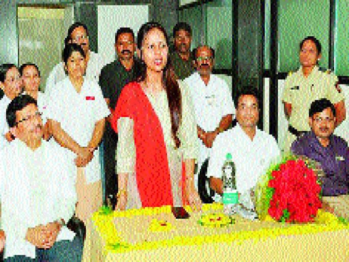 Patients get 'AC' from one day's salary | एक दिवसाच्या पगारातून रुग्णांना मिळणार ‘एसी’