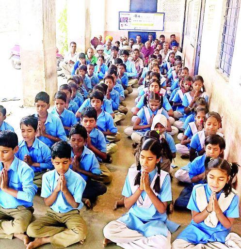  Hunt for students from private schools | खासगी शाळांकडून विद्यार्थ्यांची शोधाशोध