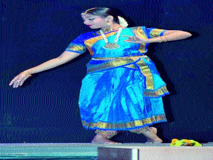 Bharatanatyam dance festival took place | भरतनाट्यम् नृत्याचा सृजनोत्सव रंगला  Bharatanatyam dance festival took place | भरतनाट्यम् नृत्याचा सृजनोत्सव रंगला