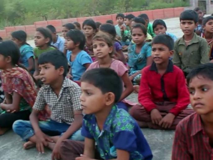 Adiwasi students visit to Maharashtra; Police Administration Initiative | आदिवासी विद्यार्थ्यांची महाराष्ट्र दर्शन सफर; पोलीस प्रशासनाचा पुढाकार Adiwasi students visit to Maharashtra; Police Administration Initiative | आदिवासी विद्यार्थ्यांची महाराष्ट्र दर्शन सफर; पोलीस प्रशासनाचा पुढाकार