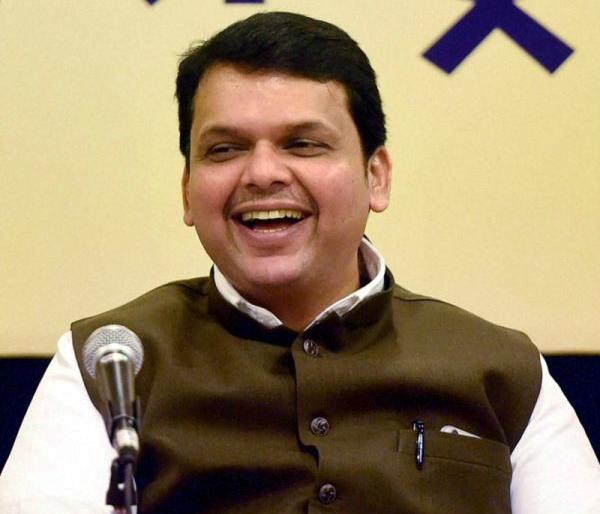 Monitoring of the committee level committee on 10 government schemes | शासनाच्या १० योजनांवर सचिवस्तर समितीचे मॉनिटरिंग