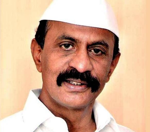 central jail authorities engaged in Arun Gavali's health | अरुण गवळीच्या सुश्रुषेत गुंतले कारागृह प्रशासन