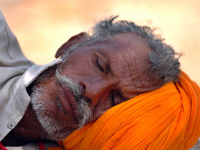 World Sleep Day: The risk of 'cancer' if not sleeping | जागतिक निद्रा दिन: पुरेशी झोप न झाल्यास ‘कॅन्सर’चा धोका