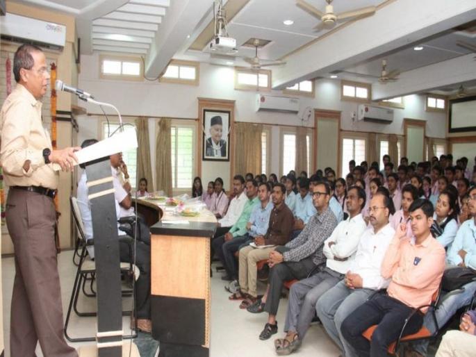 Need to plan for competition exams | स्पर्धा परीक्षेसाठी नियोजन गरजेचे Need to plan for competition exams | स्पर्धा परीक्षेसाठी नियोजन गरजेचे