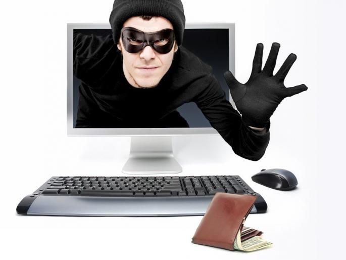 In India, the connection of online fraud is in Delhi | महाराष्ट्रातील आॅनलाईन फसवणुकीचे कनेक्शन दिल्लीत In India, the connection of online fraud is in Delhi | महाराष्ट्रातील आॅनलाईन फसवणुकीचे कनेक्शन दिल्लीत