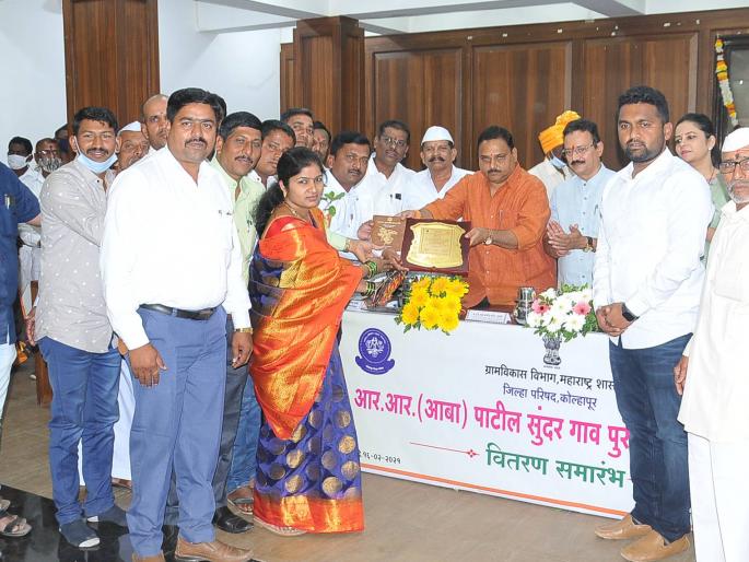 R. R. Abba changed the face of the village: Rajendra Patil-Yadravkar | आर. आर. आबांनी गावांचा चेहरा-मोहरा बदलला :राजेंद्र पाटील-यड्रावकर R. R. Abba changed the face of the village: Rajendra Patil-Yadravkar | आर. आर. आबांनी गावांचा चेहरा-मोहरा बदलला :राजेंद्र पाटील-यड्रावकर