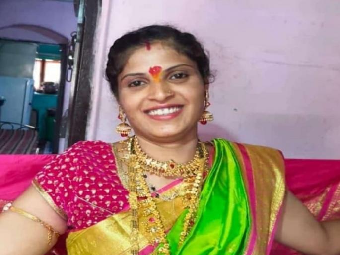 Woman dies after being beaten by husband in Kolhapur | Kolhapur: सोन्याची चेन अन् प्लॉटबद्दल विचारणा केल्याच्या रागातून पत्नीला बेदम मारहाण, जखमी महिलेचा मृत्यू Woman dies after being beaten by husband in Kolhapur | Kolhapur: सोन्याची चेन अन् प्लॉटबद्दल विचारणा केल्याच्या रागातून पत्नीला बेदम मारहाण, जखमी महिलेचा मृत्यू