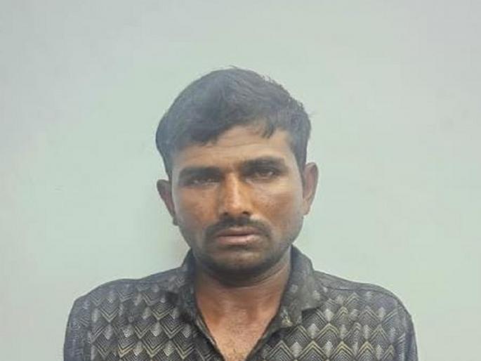 Bayaji Ramu Varak arrested for hunting leopard in Buzwade Chandgad taluka kolhapur | Kolhapur Crime: दीड वर्षांपूर्वी शिकार, बिबट्यावर गोळी झाडणारा अटकेत Bayaji Ramu Varak arrested for hunting leopard in Buzwade Chandgad taluka kolhapur | Kolhapur Crime: दीड वर्षांपूर्वी शिकार, बिबट्यावर गोळी झाडणारा अटकेत
