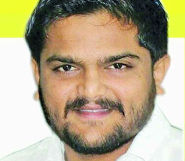 Sangli: Have you gone to the DM House to play? : Hardik Patel | सांगली : सभागृहात डमरू वाजवायला गेला आहात काय? : हार्दिक पटेल