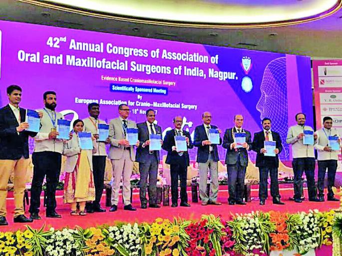 The treatment of dental patients should be uniform | दंत रुग्णांवर एकसमान उपचार हवेत The treatment of dental patients should be uniform | दंत रुग्णांवर एकसमान उपचार हवेत