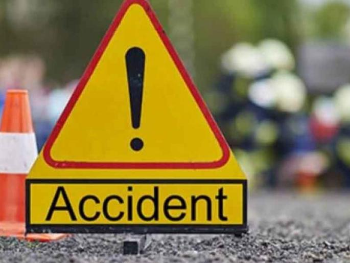 Elimination of customer's death by falling off of the customer's team | ग्राहक संघाच्या कट्ट्यावरून पडल्याने वृद्धाचा मृत्यू Elimination of customer's death by falling off of the customer's team | ग्राहक संघाच्या कट्ट्यावरून पडल्याने वृद्धाचा मृत्यू