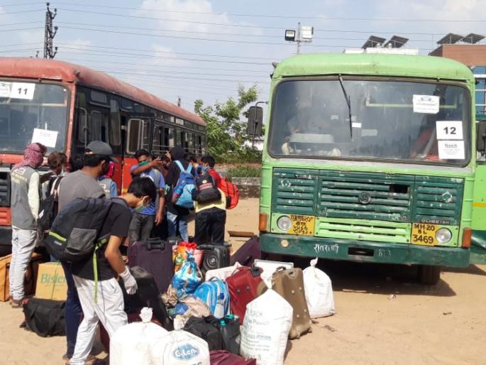 Coronavirus, Lockdown News: State students return from Kota by ST Corporation buses pnm | Coronavirus, Lockdown News: कोटा येथून महाराष्ट्रातील विद्यार्थ्यांचा परतीचा प्रवास सुरु, एसटी बसेस रवाना Coronavirus, Lockdown News: State students return from Kota by ST Corporation buses pnm | Coronavirus, Lockdown News: कोटा येथून महाराष्ट्रातील विद्यार्थ्यांचा परतीचा प्रवास सुरु, एसटी बसेस रवाना
