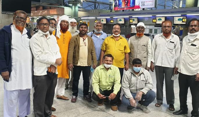 1 pilgrims from Akulooj returning from Iran to Rajasthan | coronavirus; इराणहून परतलेले अकलूजचे १२ यात्रेकरू राजस्थानात 