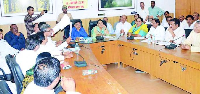 A fund of Rs 29 crore was not sanctioned | २९ कोटींचा निधी मंजूर छदामही मिळाला नाही A fund of Rs 29 crore was not sanctioned | २९ कोटींचा निधी मंजूर छदामही मिळाला नाही